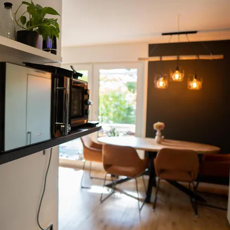Daire Morehome Sonnenterrasse & Heimkino Switch 2